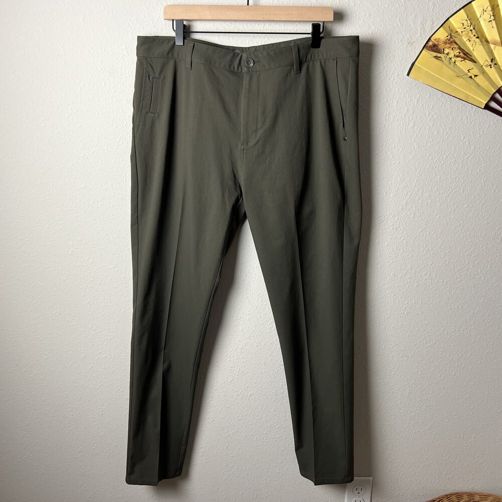 Vuori Cascade Tech Chino Trouser Pant Athletic Slim Fit Green 30" Dark Oregano